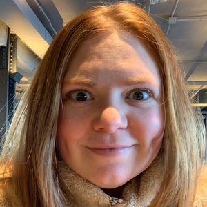 Meet your Posher, Hillary